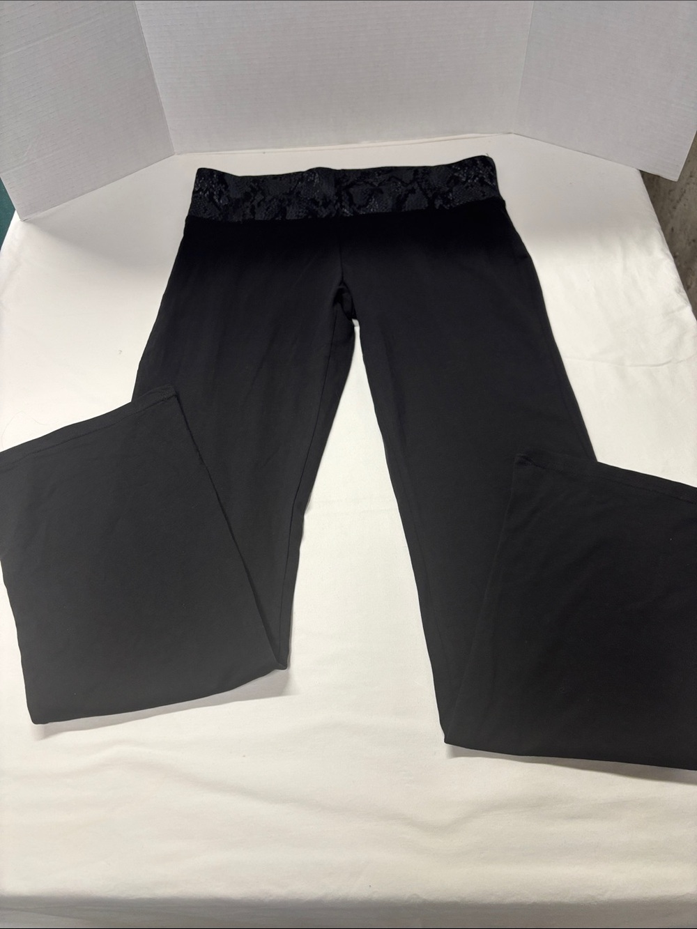 Women’s Black Wide-Leg Lounge Pants with Print Waistband